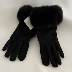 NWT ARDENE BLACK FAUX FUR GLOVES